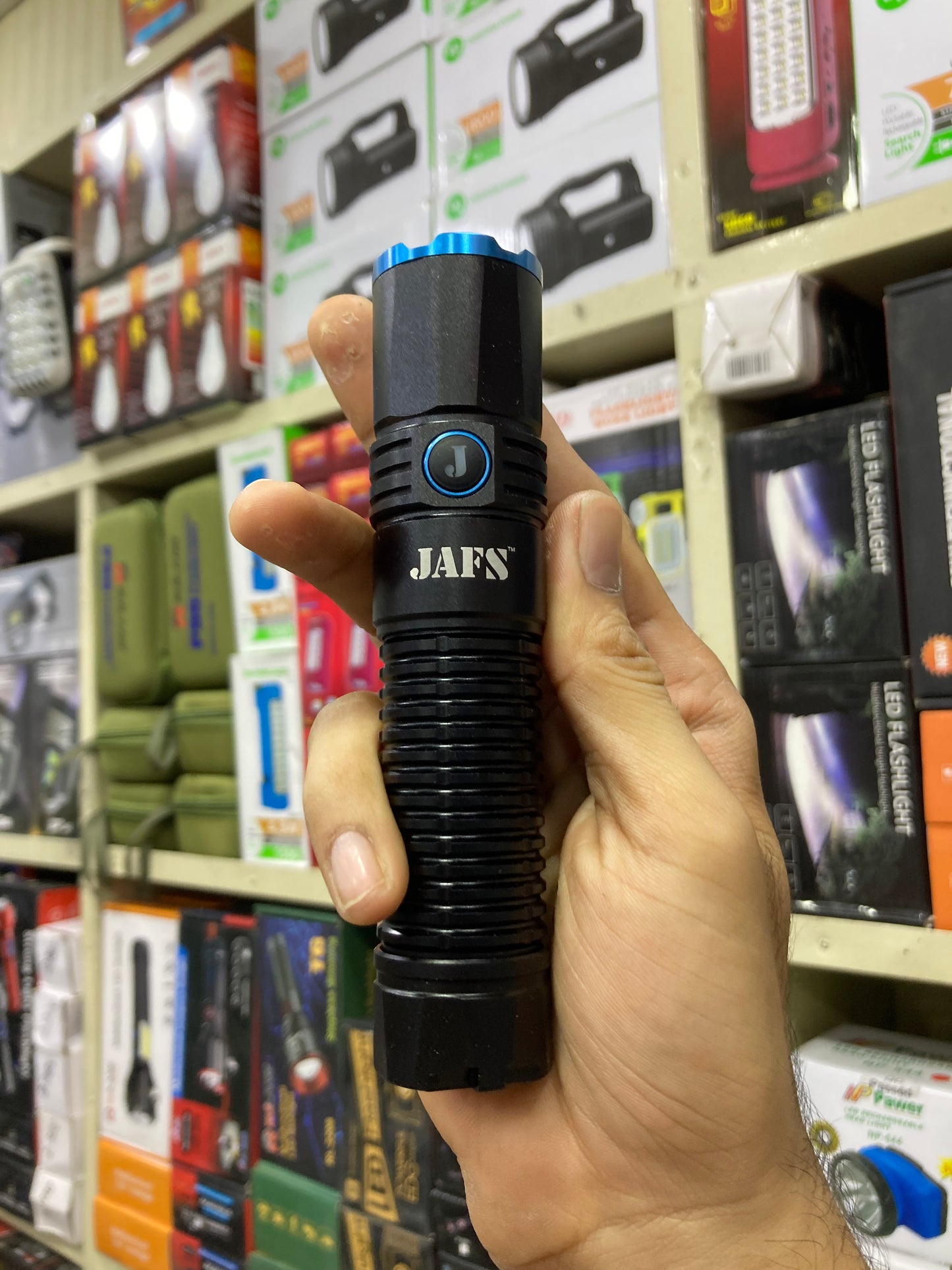 JAFS IMPORTED WATER PROOF HIGH LUMENS TORCH